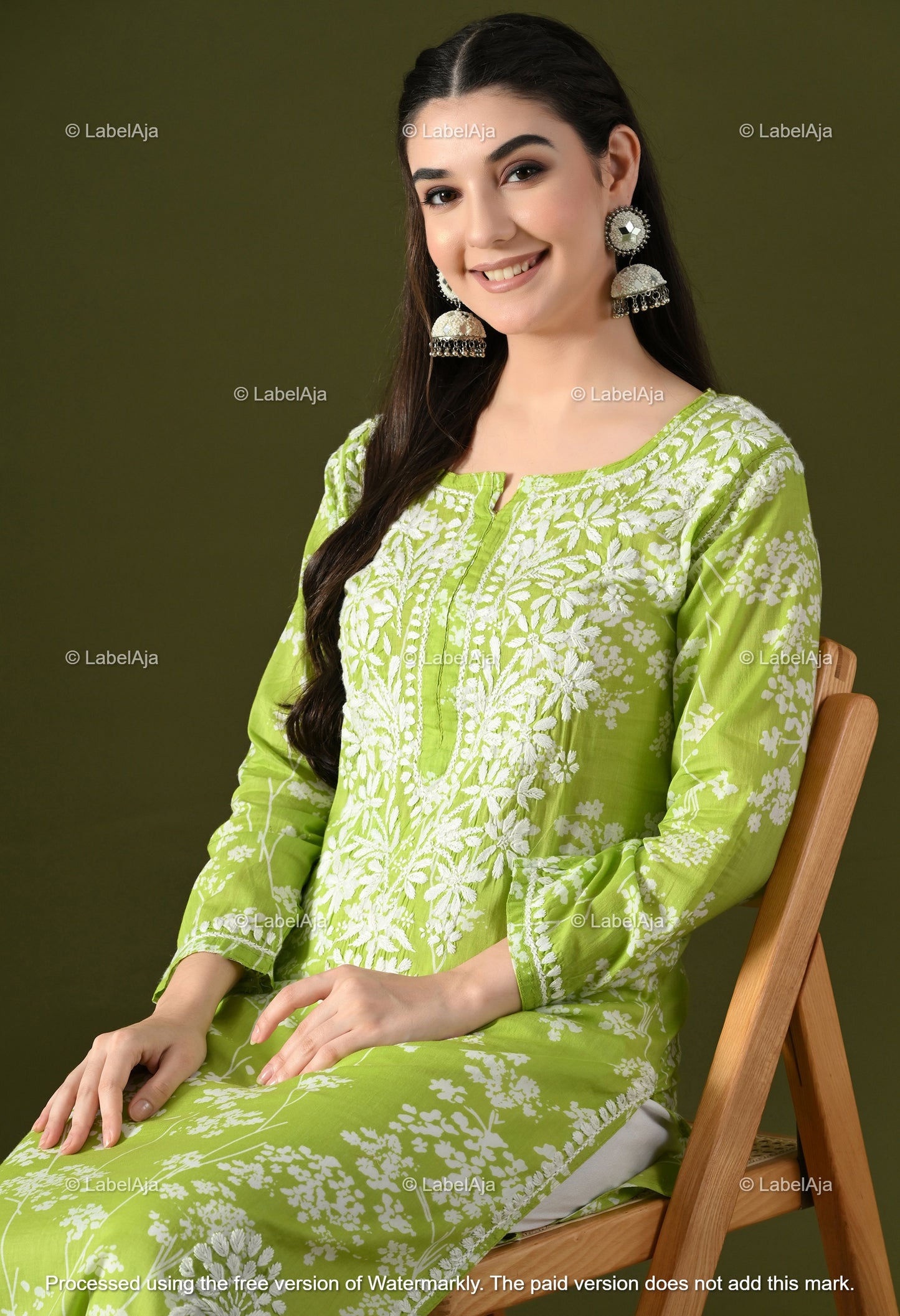 Pankhuri mulmul long chikankari kurti