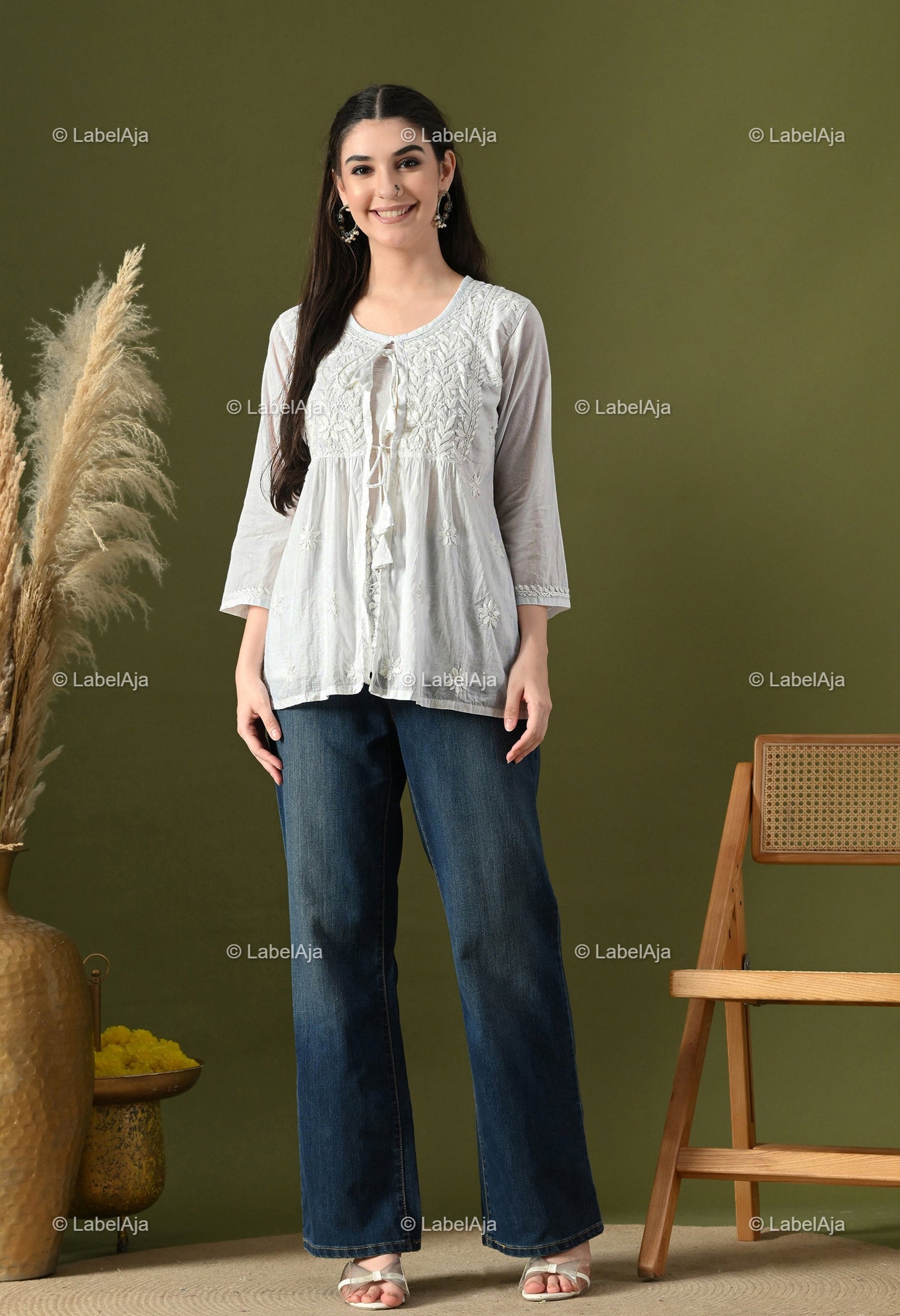 Mul cotton chikankari Top with Shrug