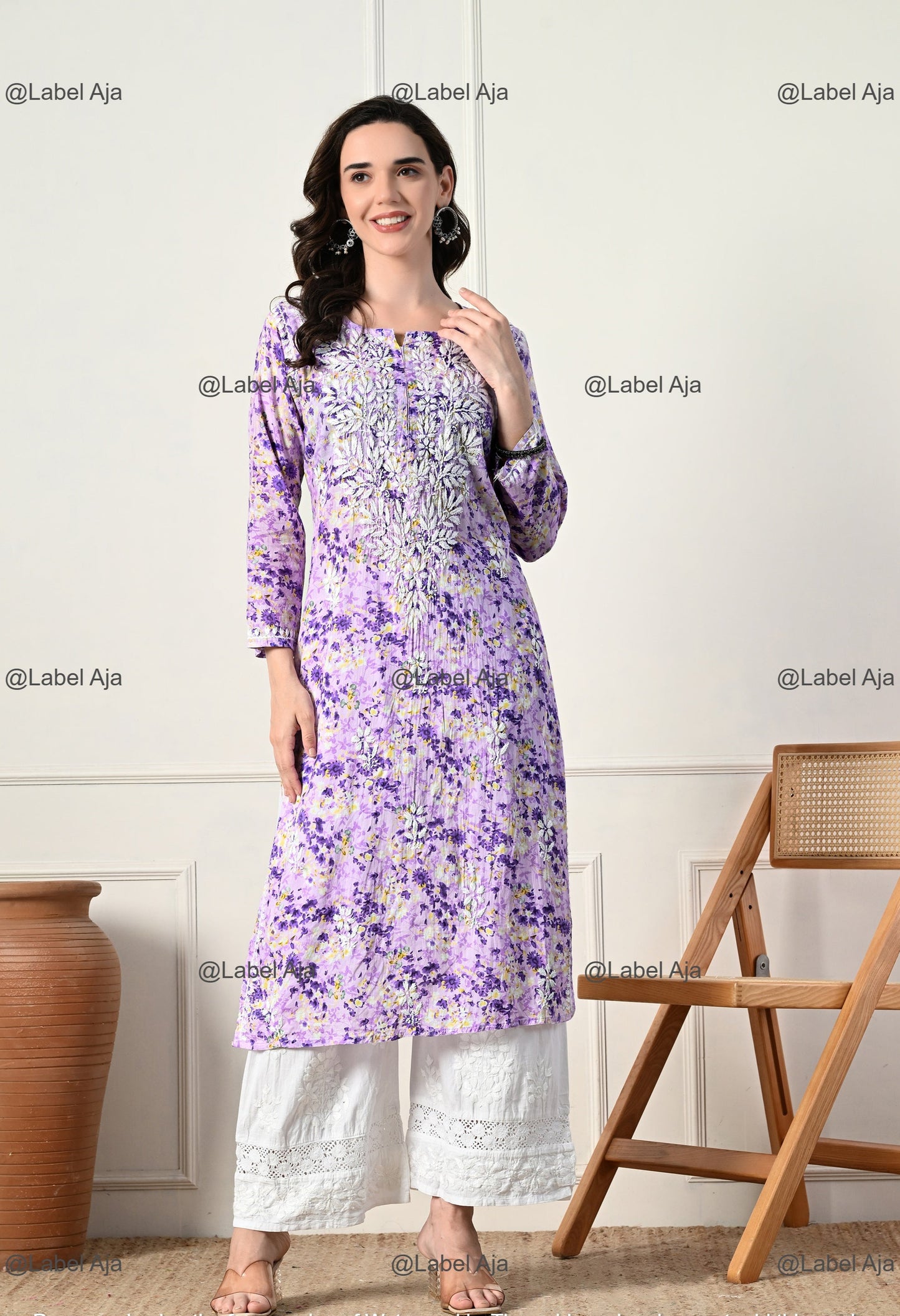 Saanjh Mulmul long chikankari kurti