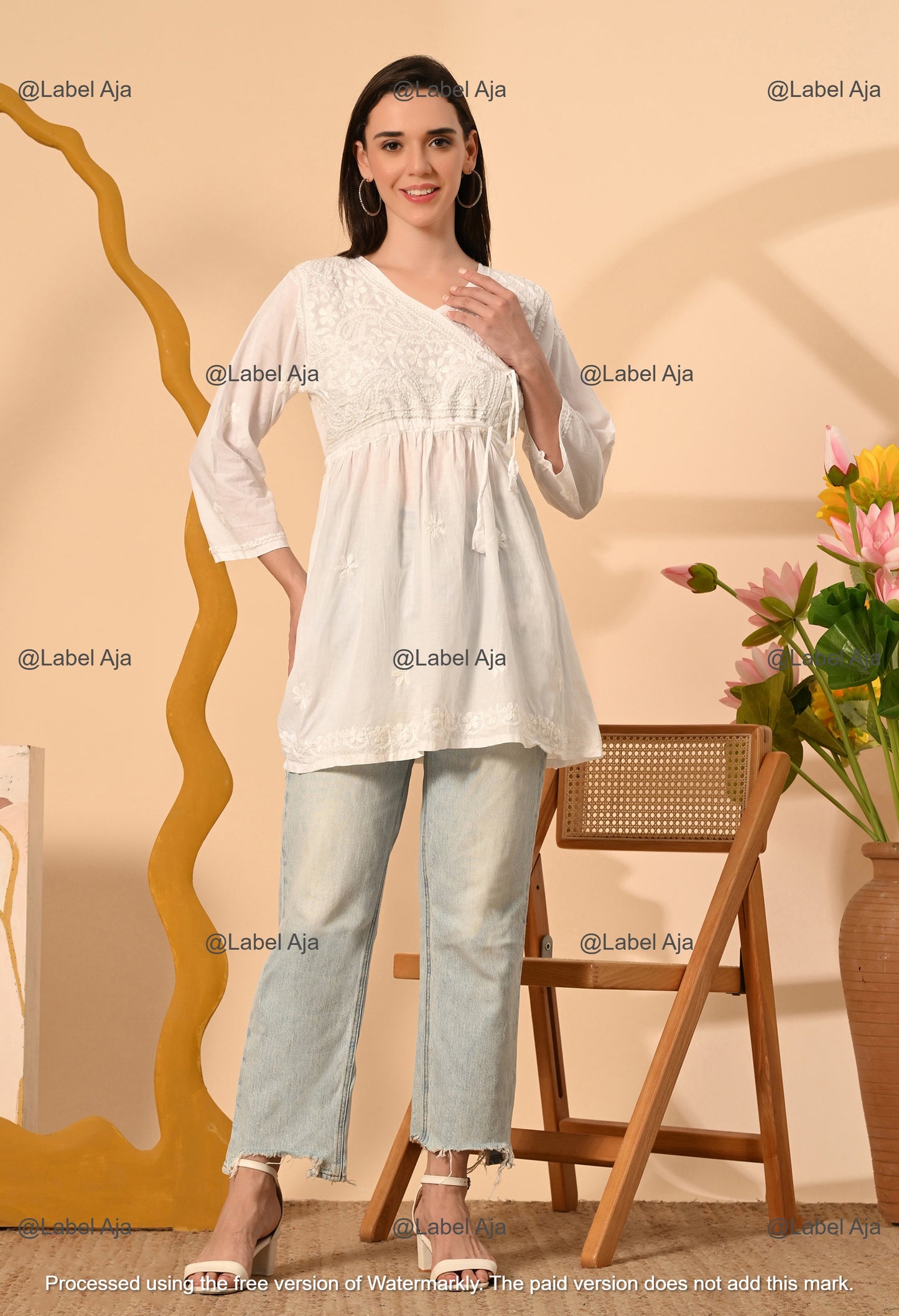 Kaya mul cotton angarkha short top white
