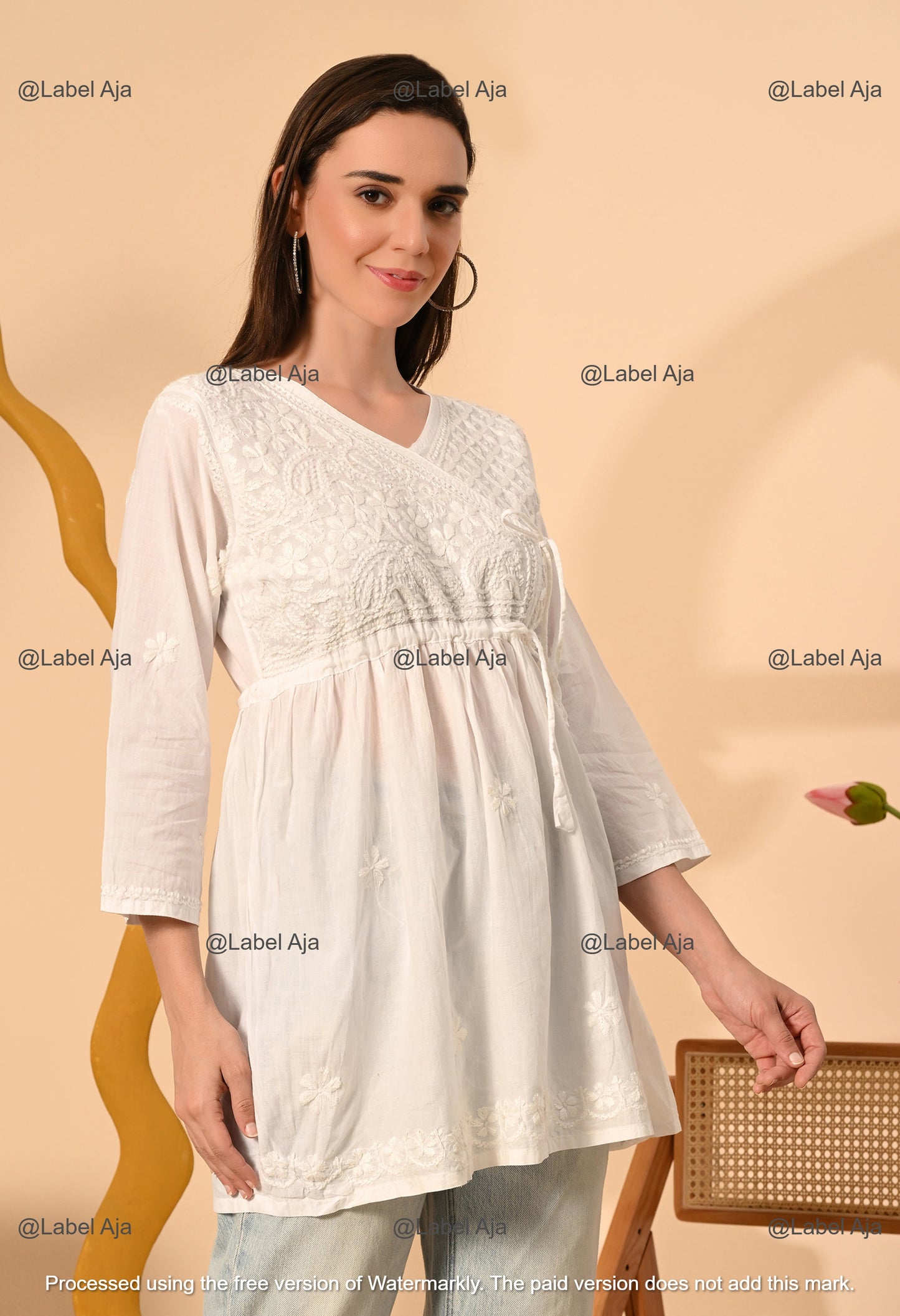Kaya mul cotton angarkha short top white