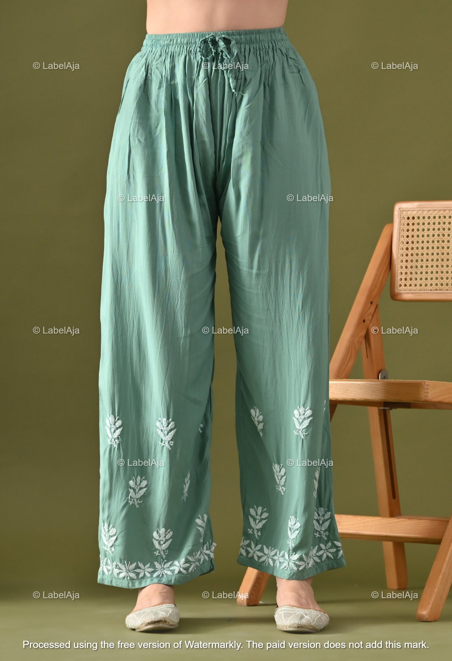 Aavya rayon cotton sleevless Kurti and Palazzo set
