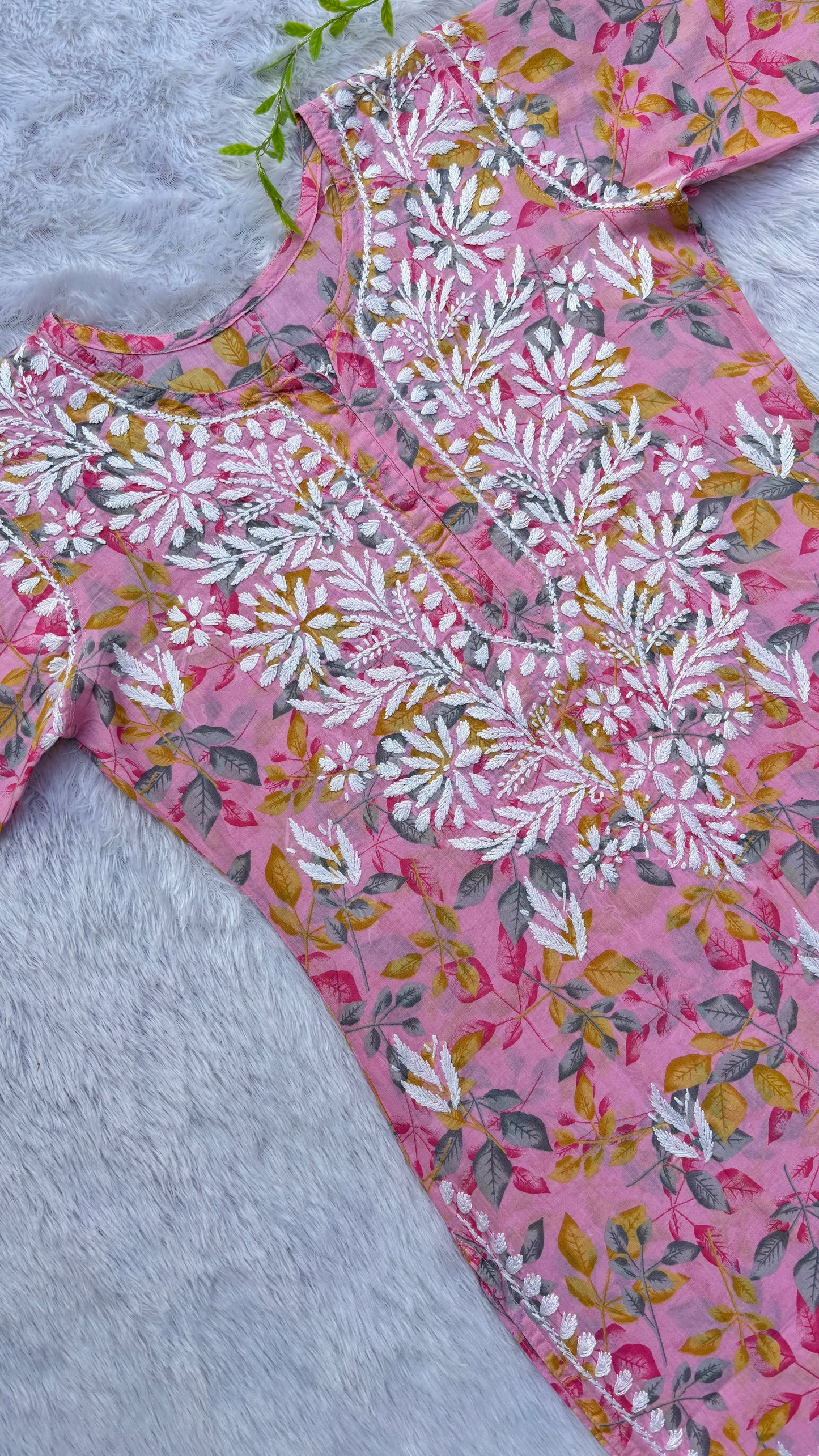 Nazneen Mulmul long chikankari kurti