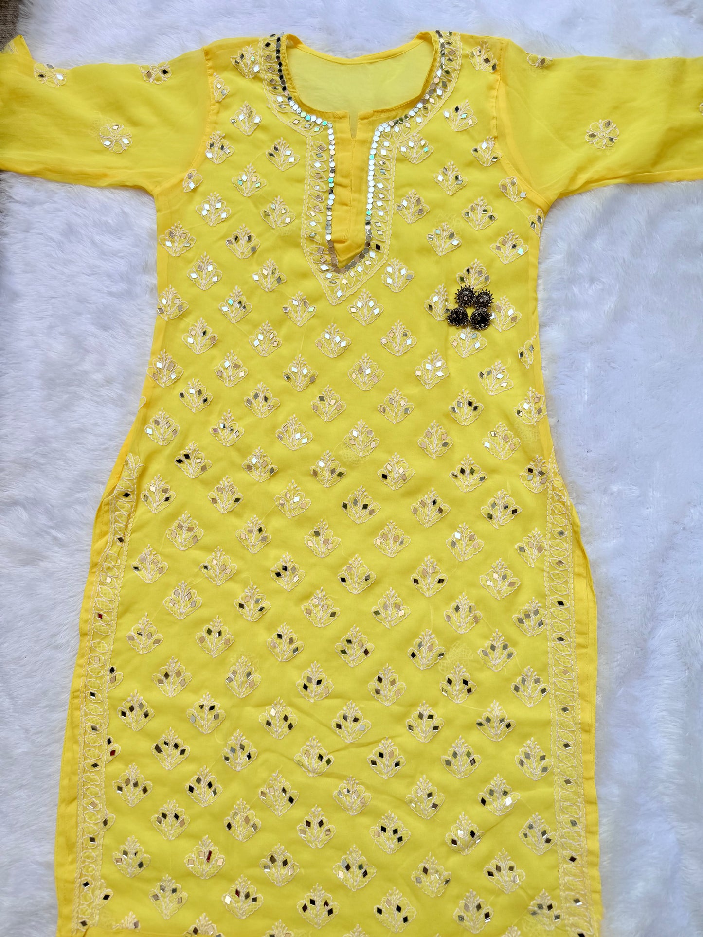 Georgette mirror kurta with matching liner