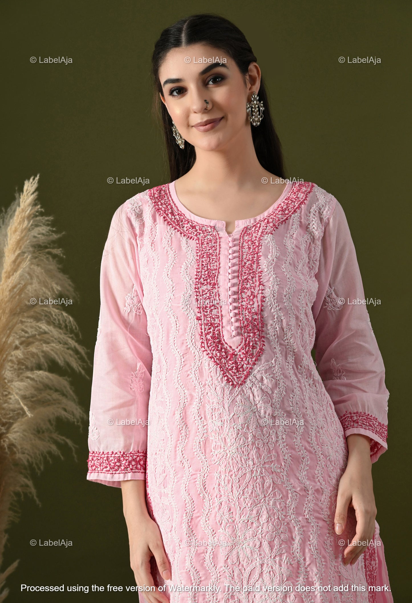 Adaa Cotton Chikankari kurti with matching slip