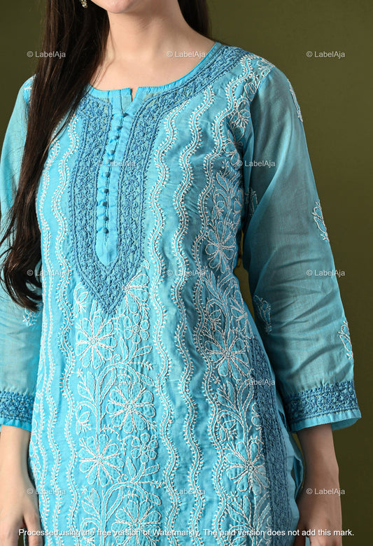 Adaa Cotton Chikankari kurti with matching slip
