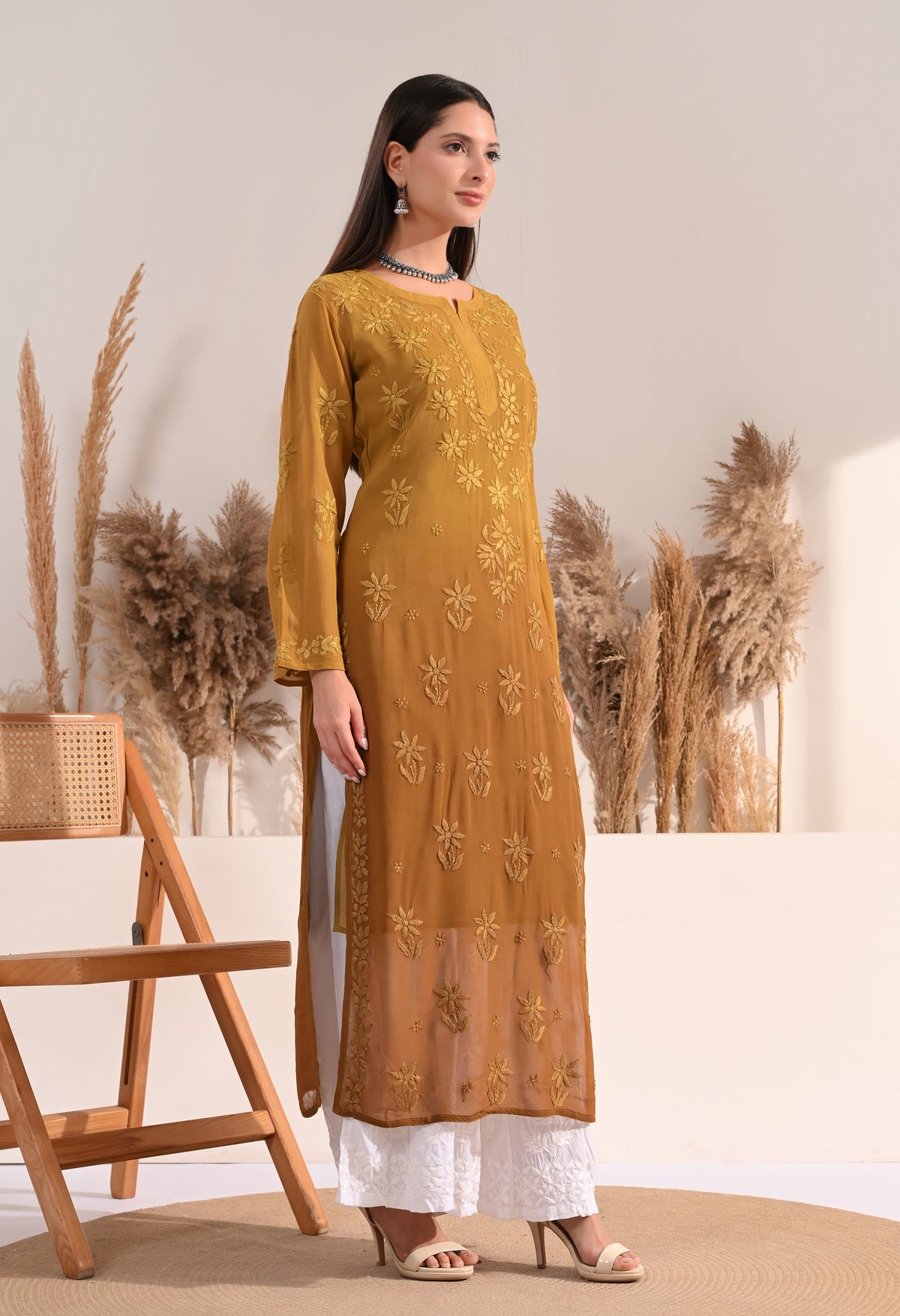 Sana viscose chikankari kurti