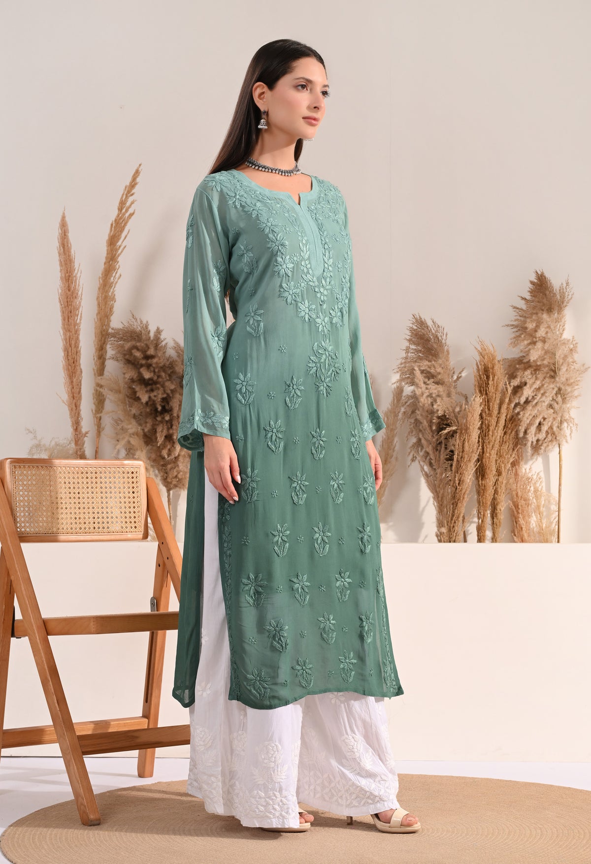 Sana viscose chikankari kurti