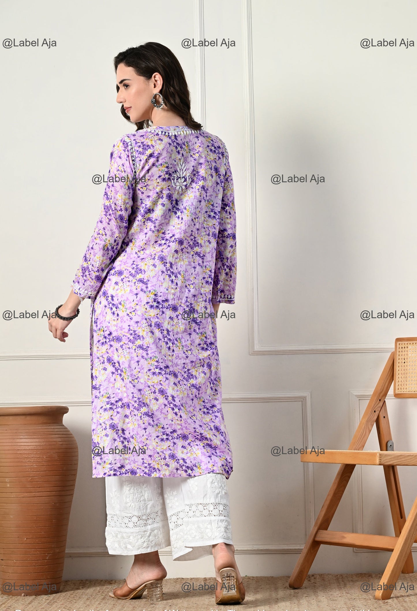 Saanjh Mulmul long chikankari kurti