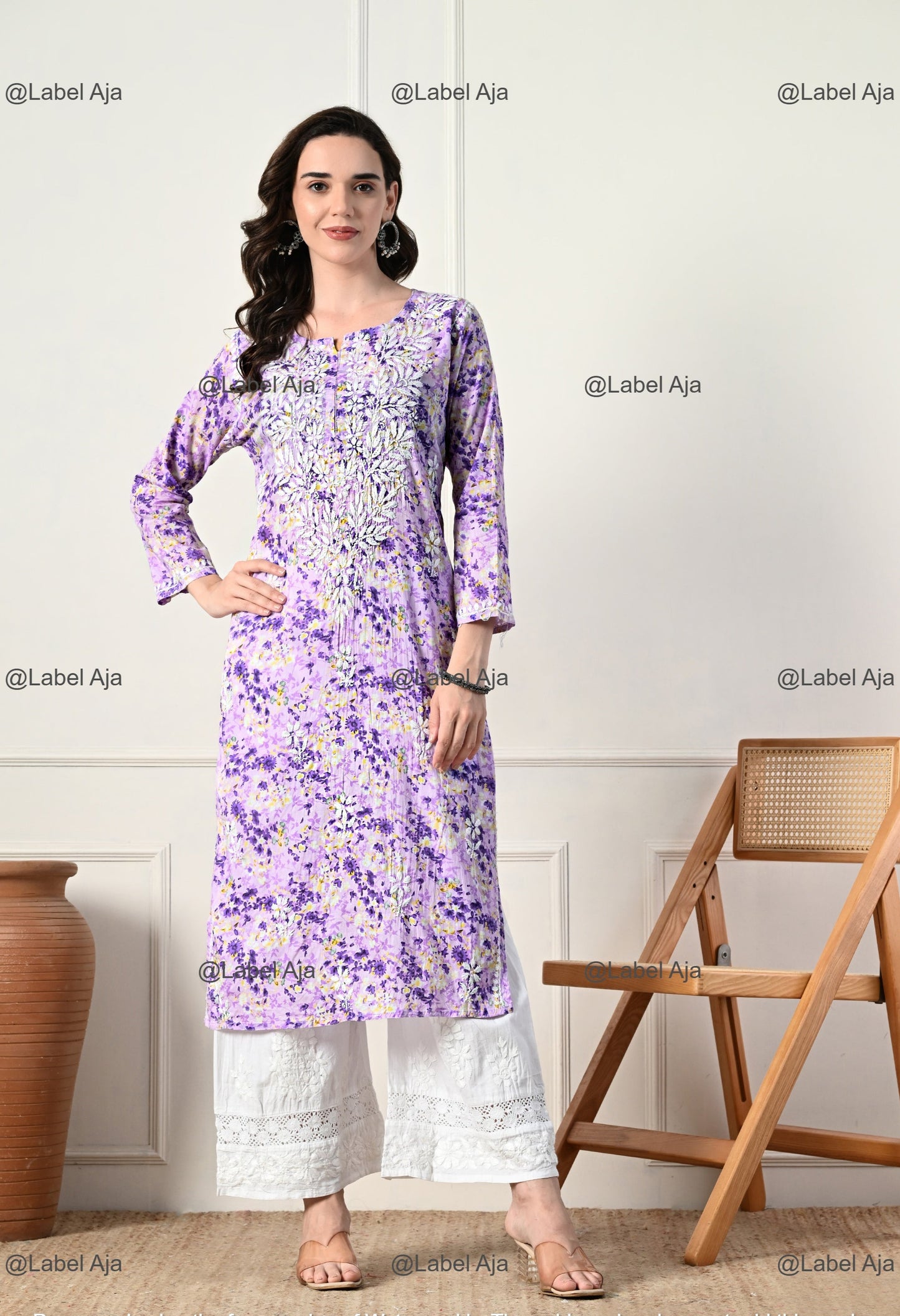 Saanjh Mulmul long chikankari kurti