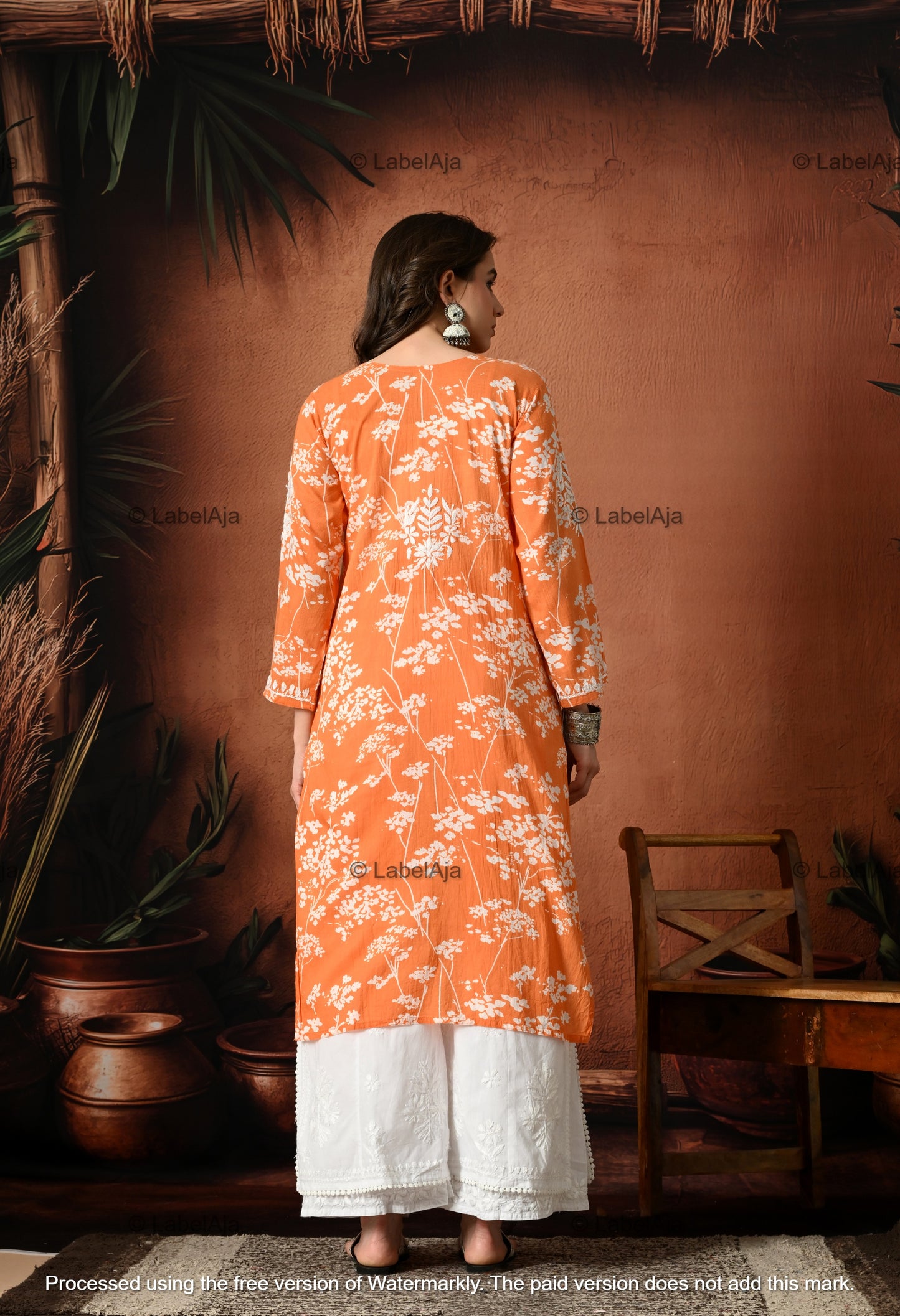 Pankhuri mulmul long chikankari kurti