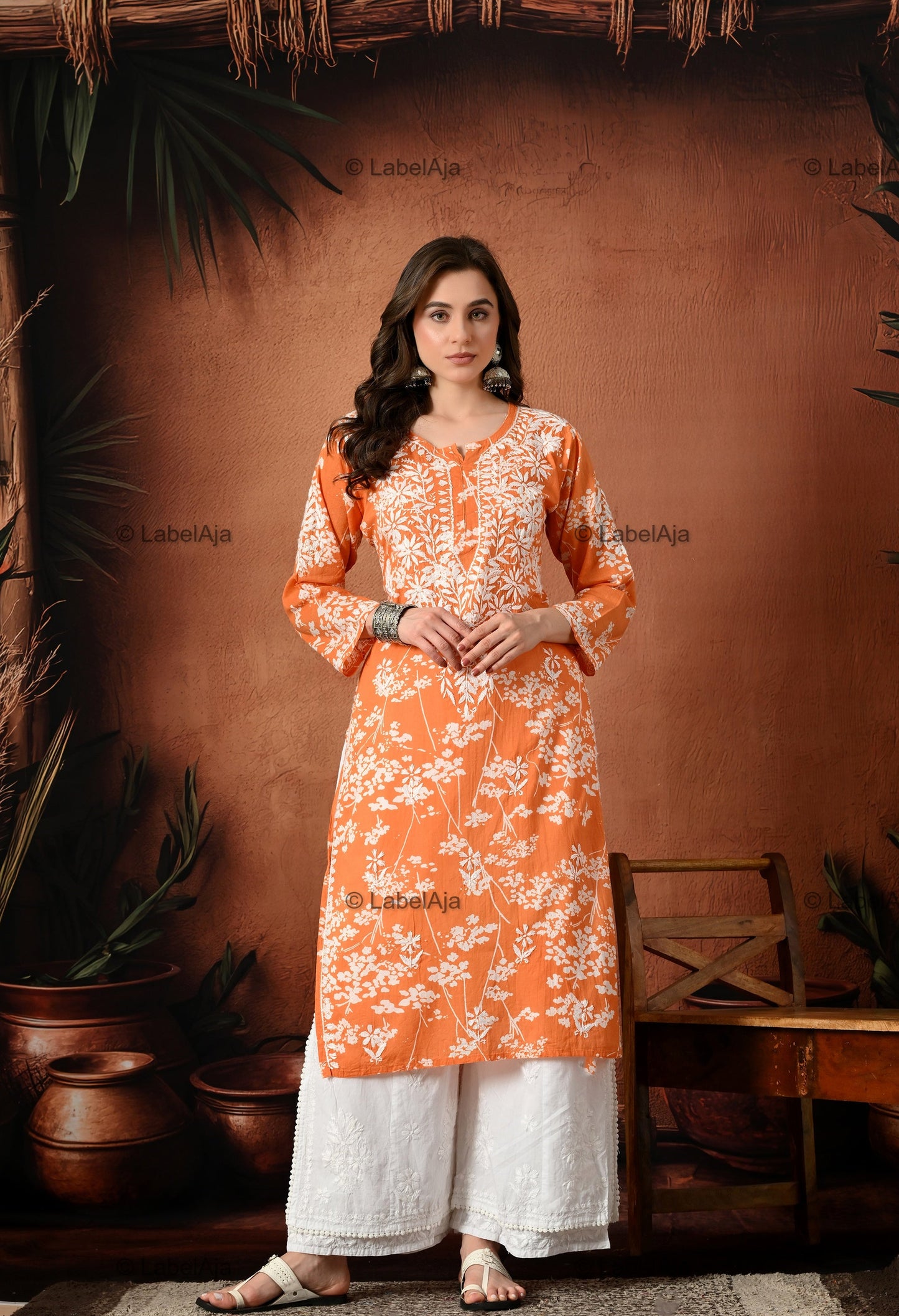 Pankhuri mulmul long chikankari kurti