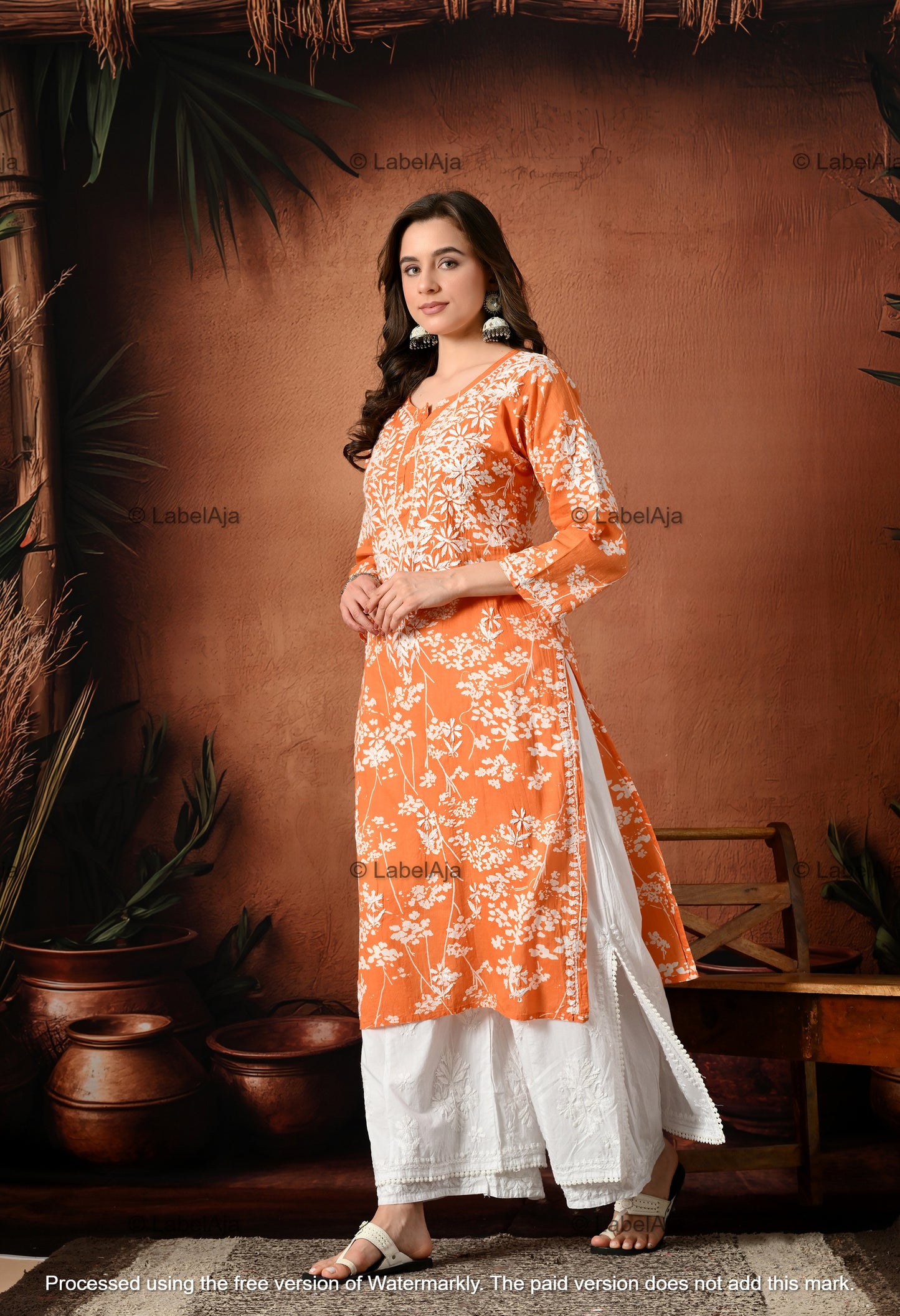 Pankhuri mulmul long chikankari kurti