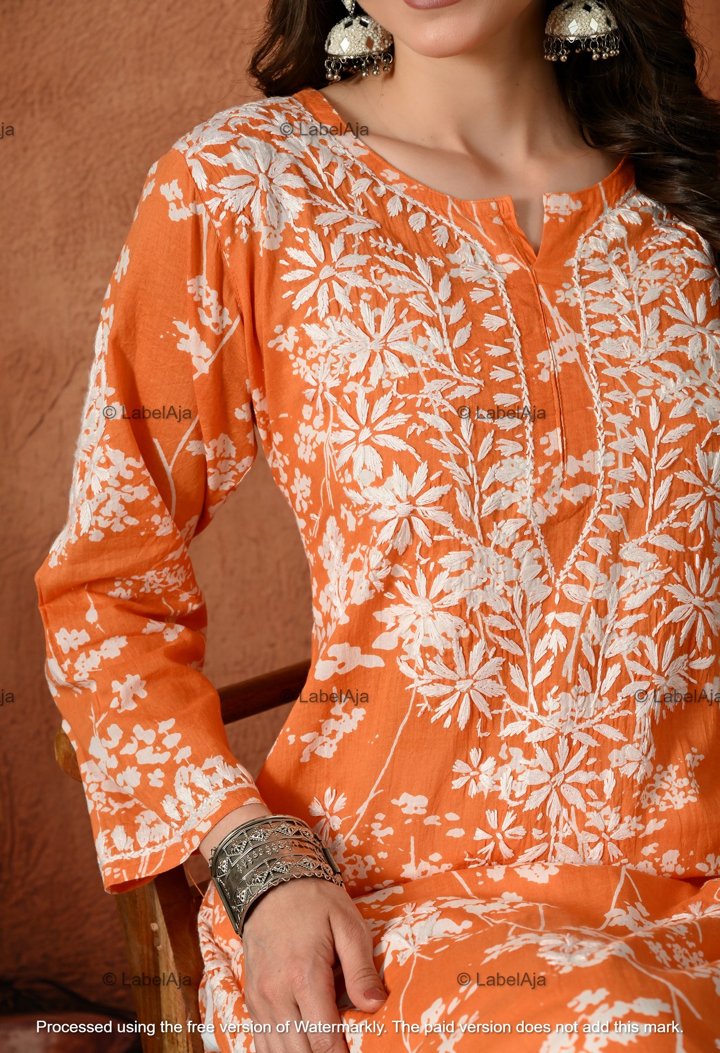 Pankhuri mulmul long chikankari kurti