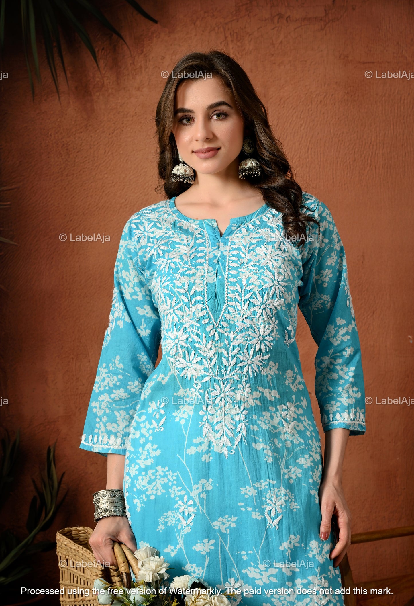 Pankhuri mulmul long chikankari kurti