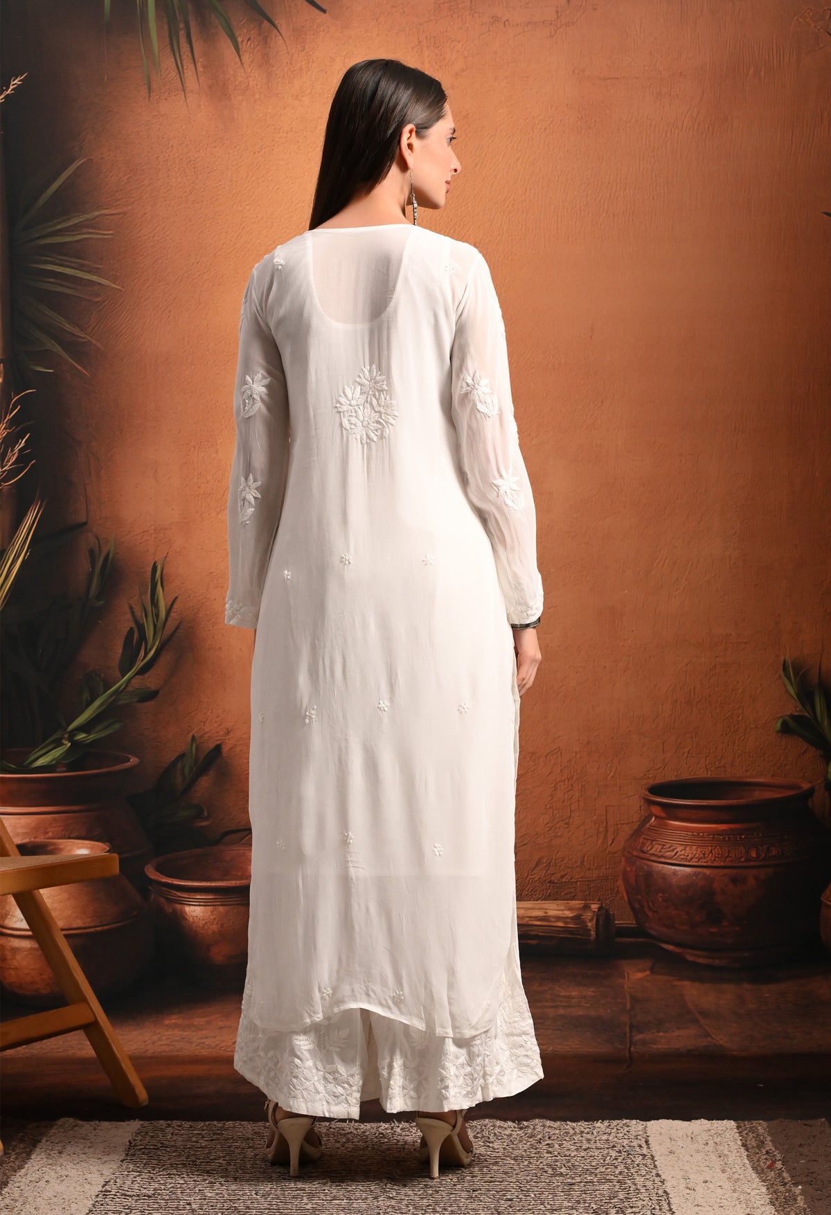 Sana viscose chikankari kurti