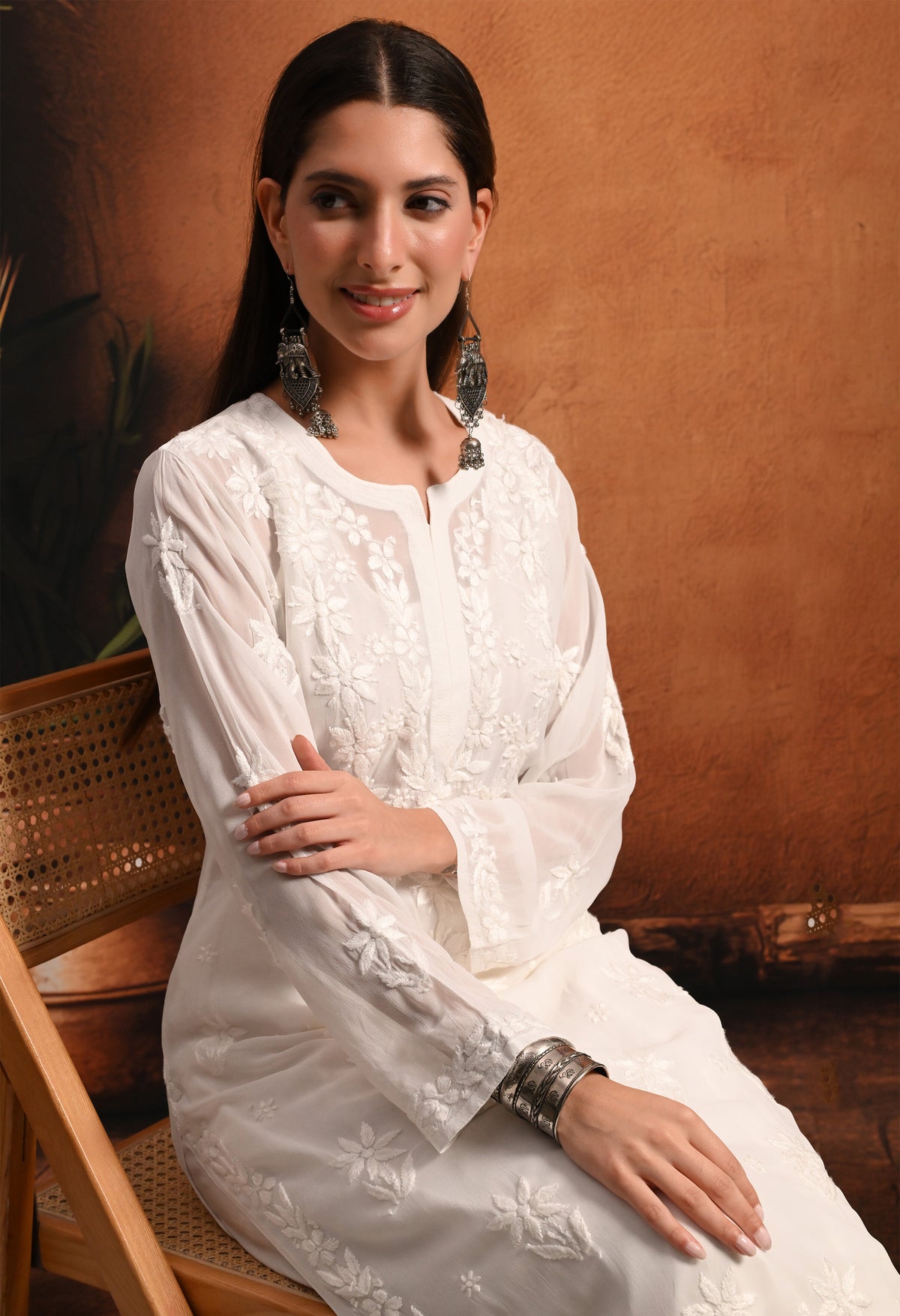 Sana viscose chikankari kurti