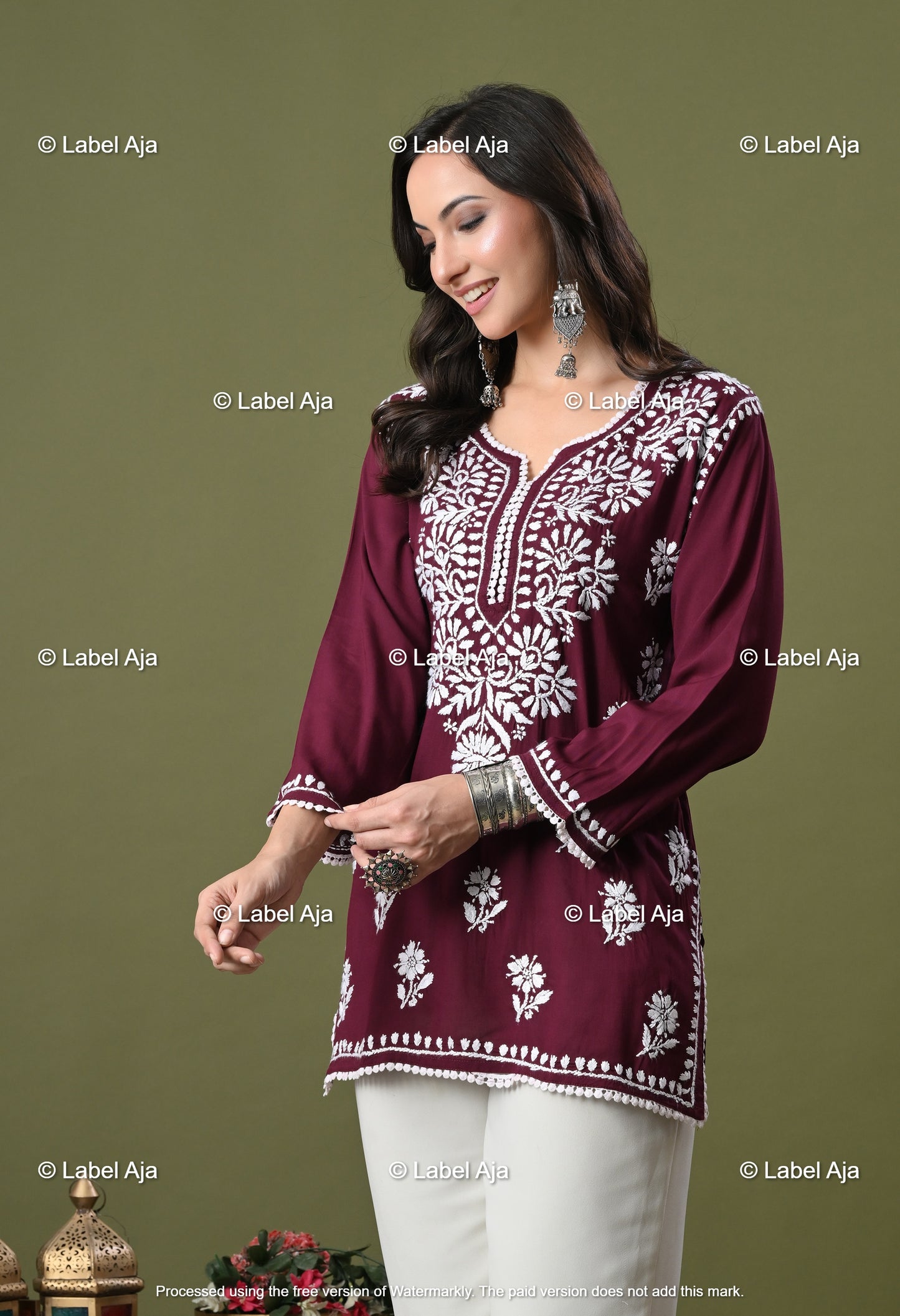 Ivana Modal short chikankari kurti