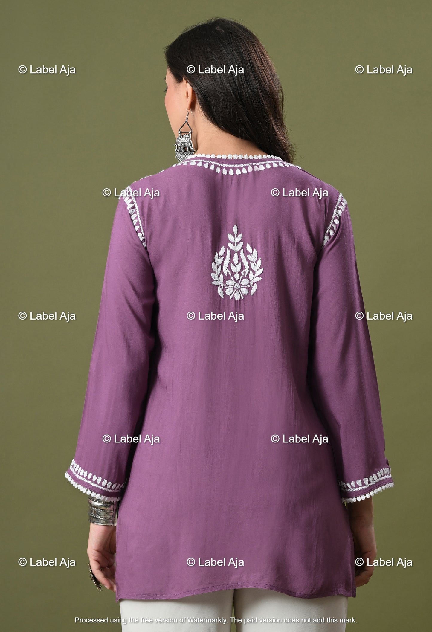Ivana Modal short chikankari kurti