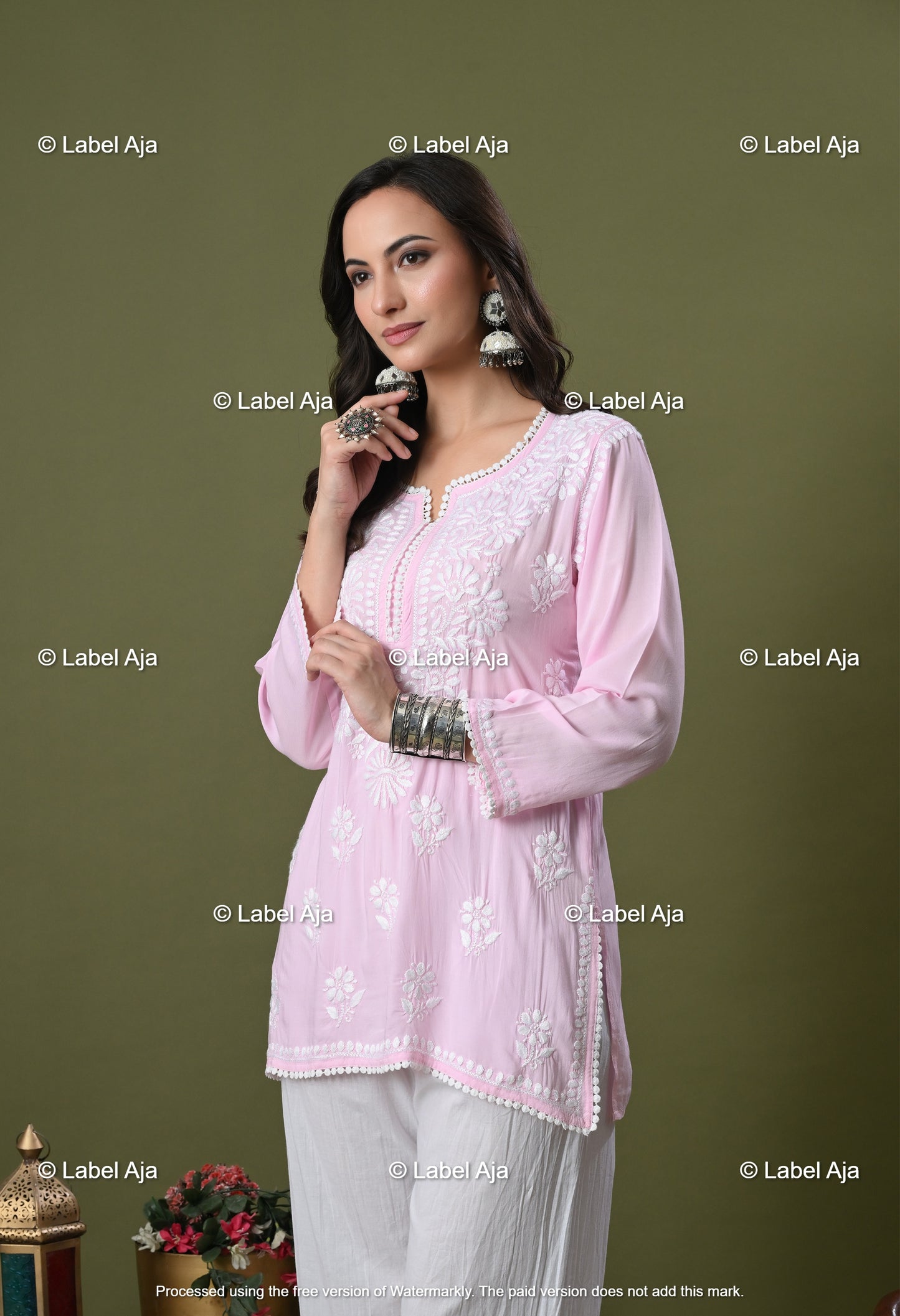 Ivana Modal short chikankari kurti