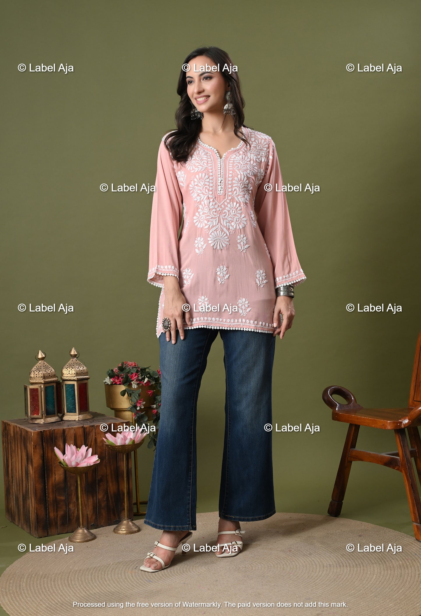 Ivana Modal short chikankari kurti