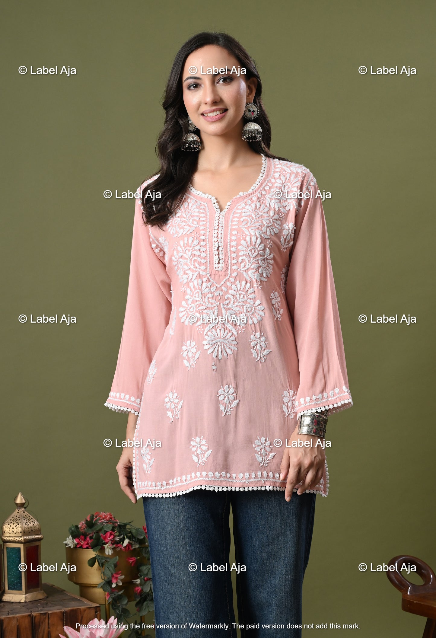 Ivana Modal short chikankari kurti