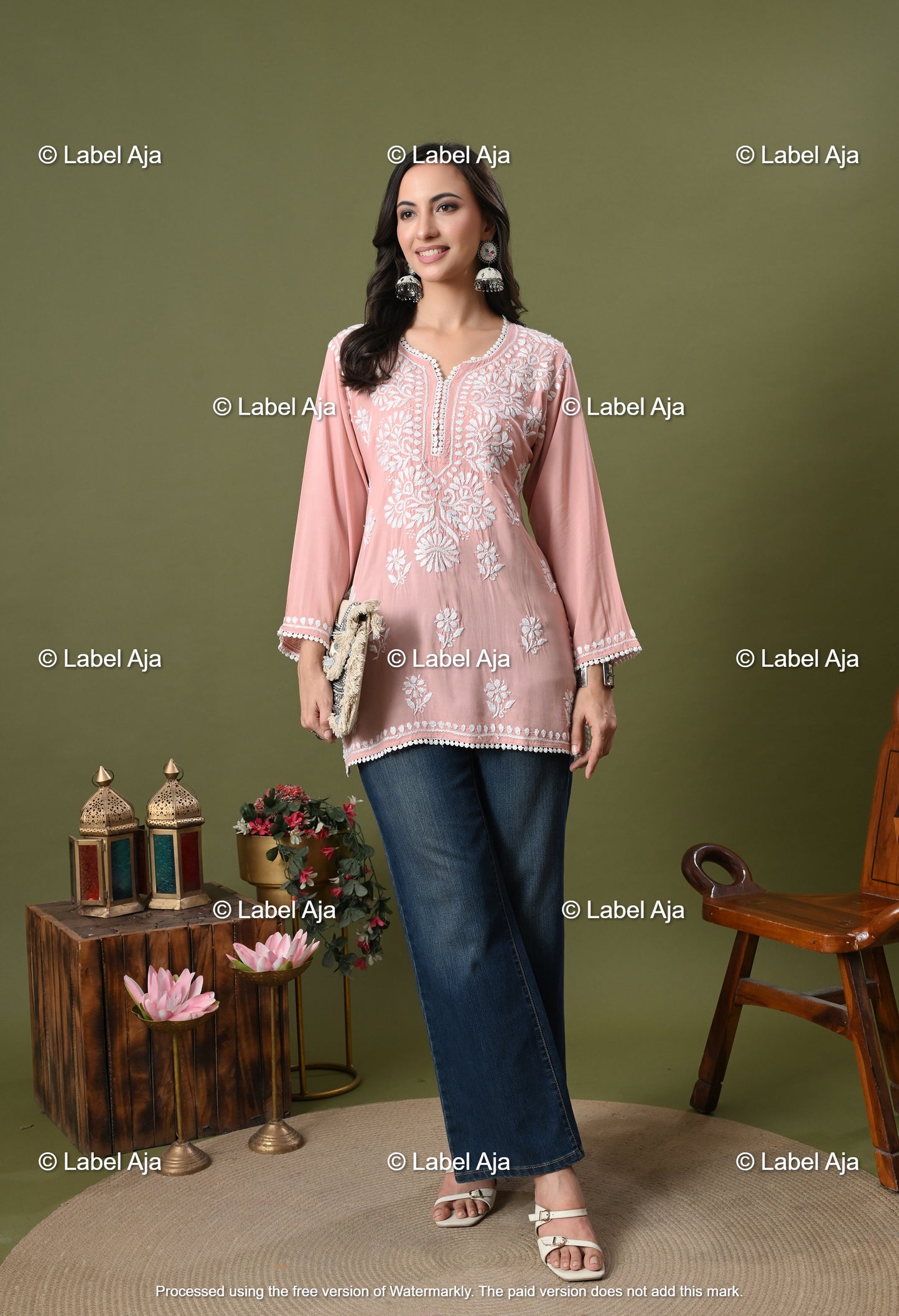 Ivana Modal short chikankari kurti