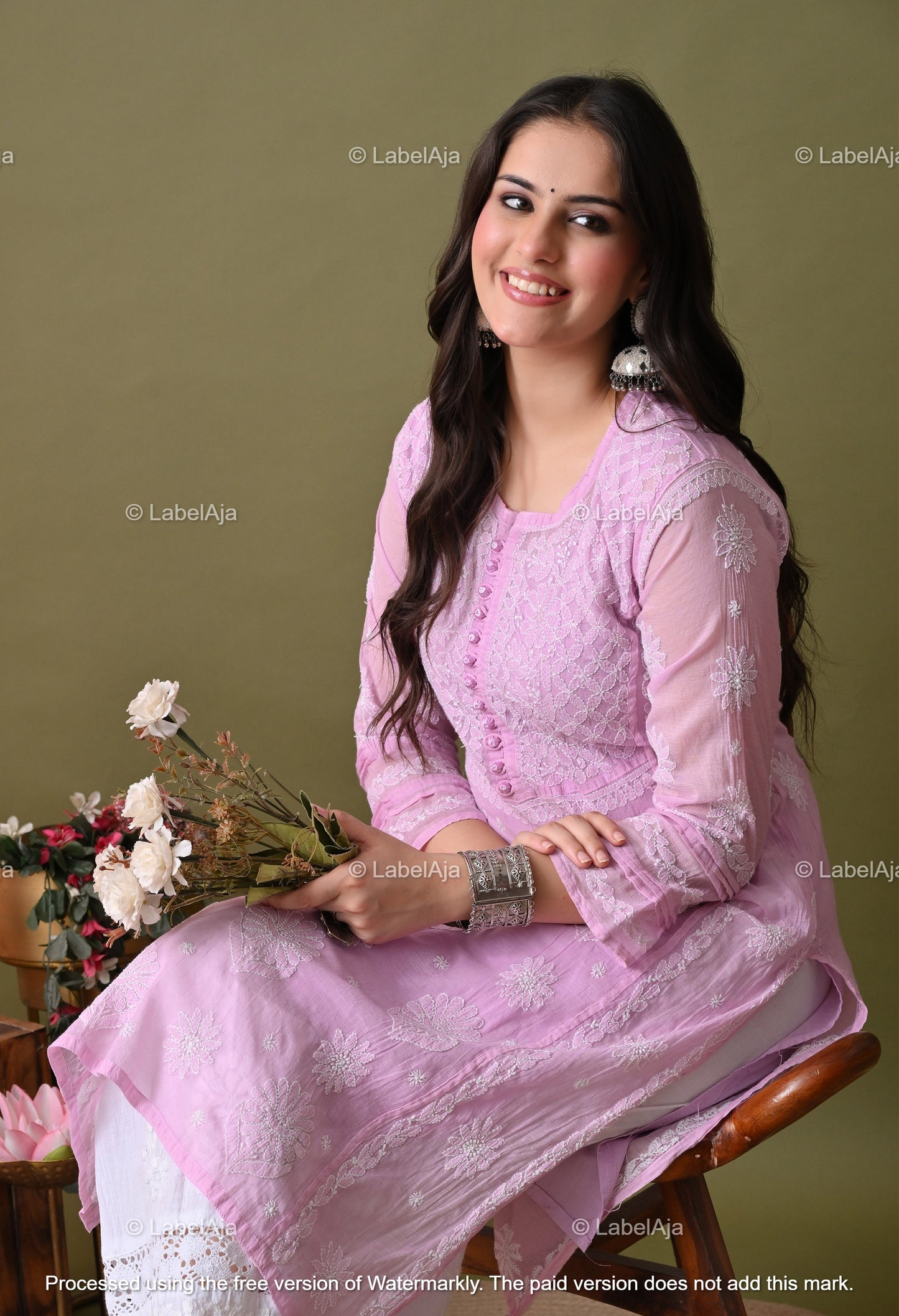 Rysa Mal chanderi silk Chikankari kurti with matching inner