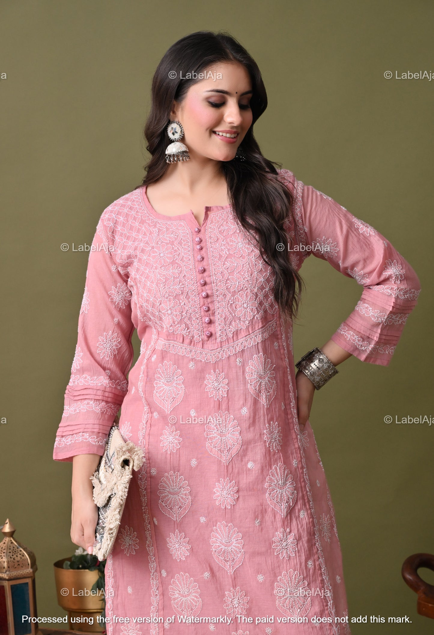 Rysa Mal chanderi silk Chikankari kurti with matching inner