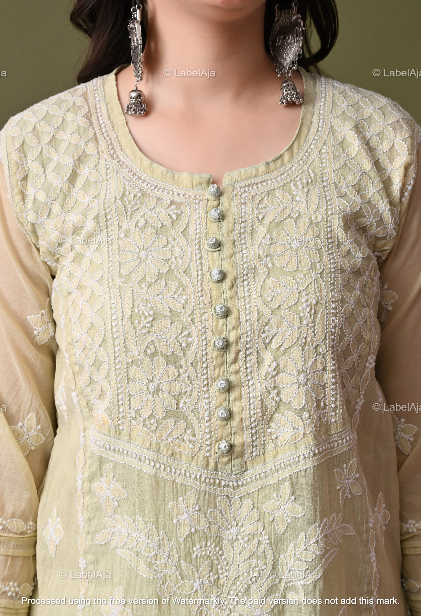 Rysa Mal chanderi silk Chikankari kurti with matching inner