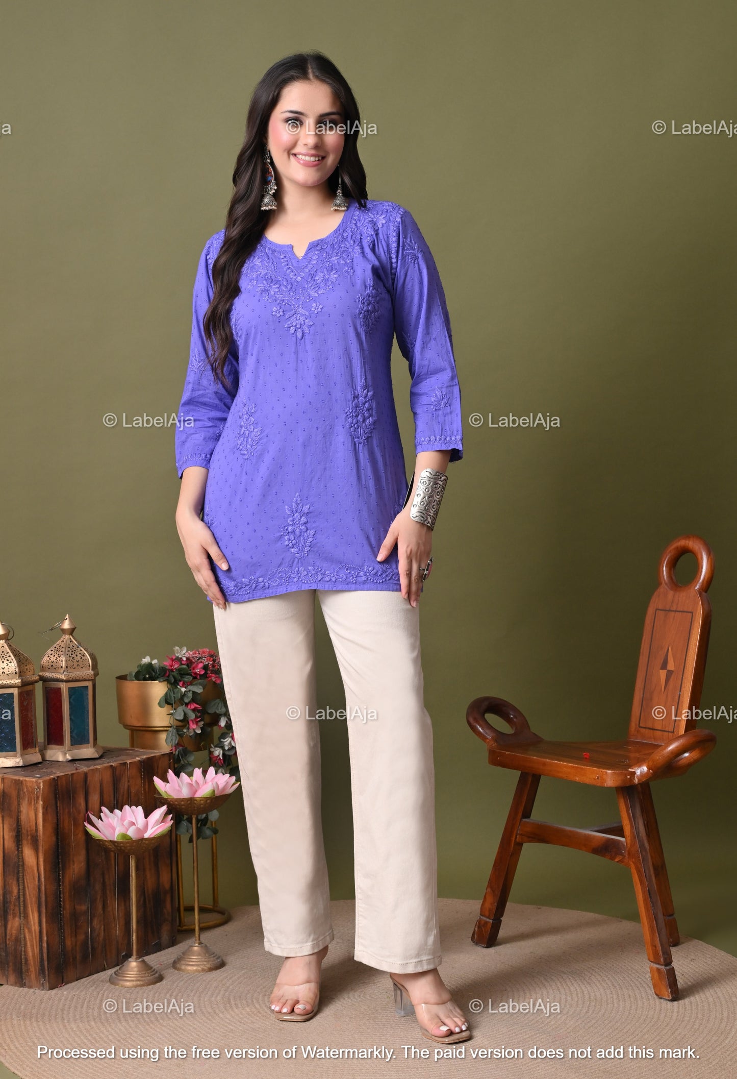 Nyla dobby cotton chikankari short top