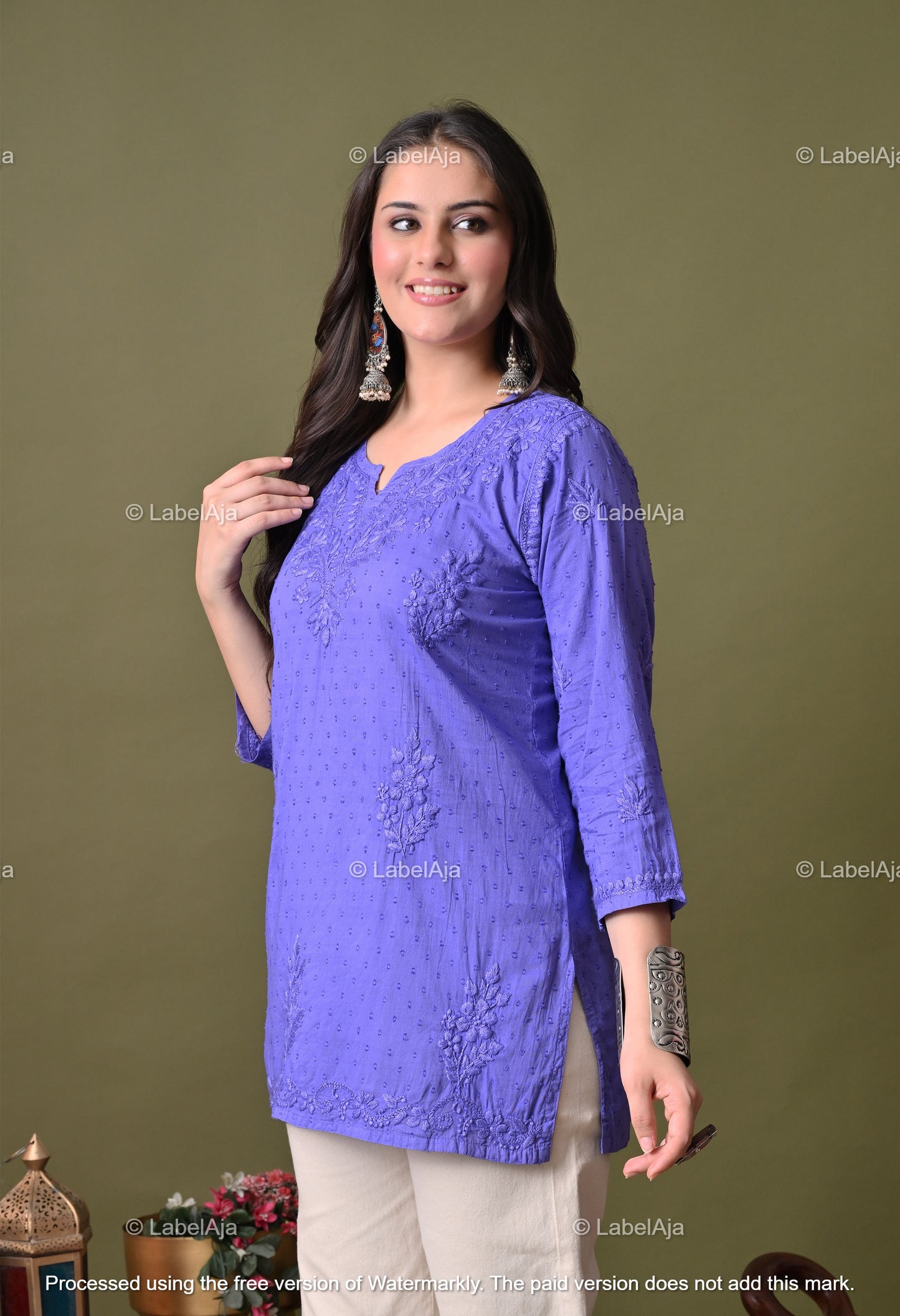 Nyla dobby cotton chikankari short top