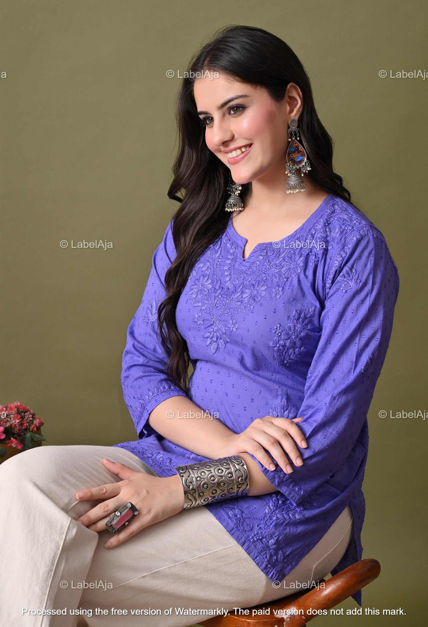 Nyla dobby cotton chikankari short top