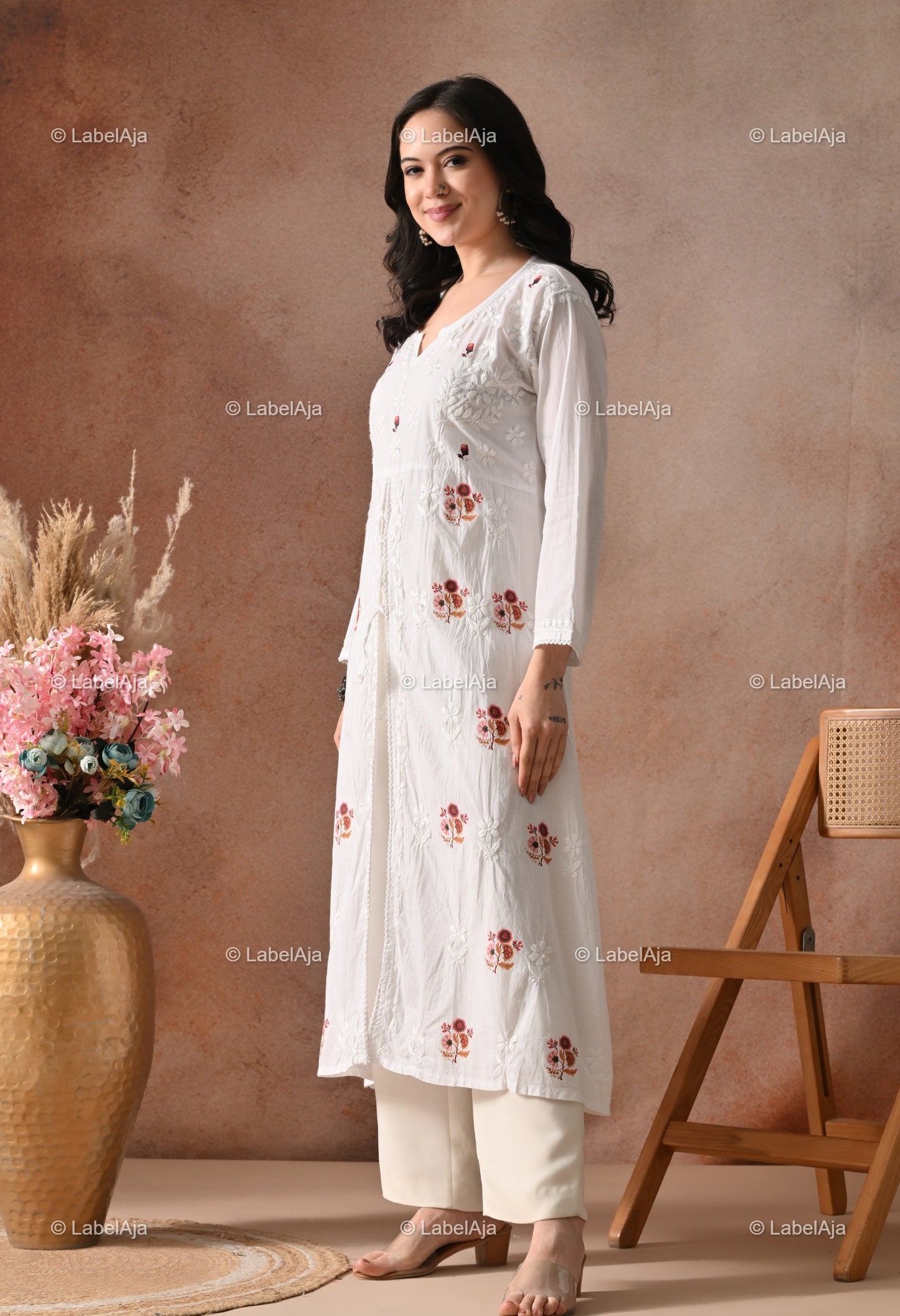 Navi mul Cotton chikankari long Shrug