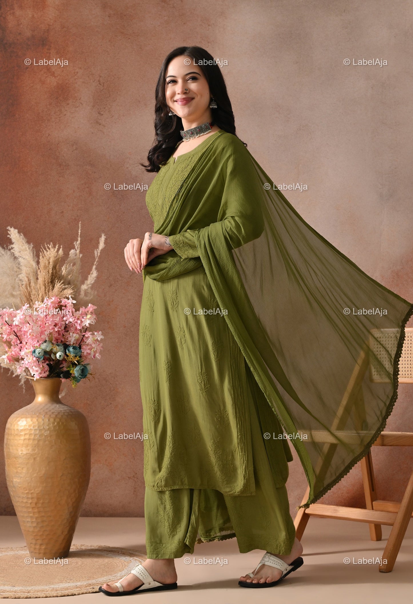 Noa premium muslin chikanakri set