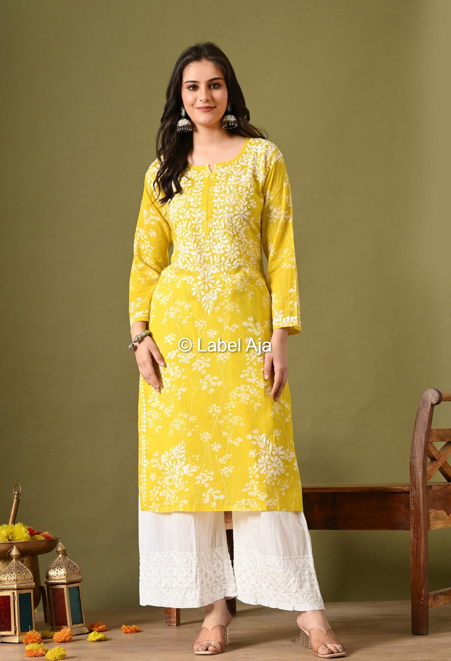 Pankhuri mulmul long chikankari kurti