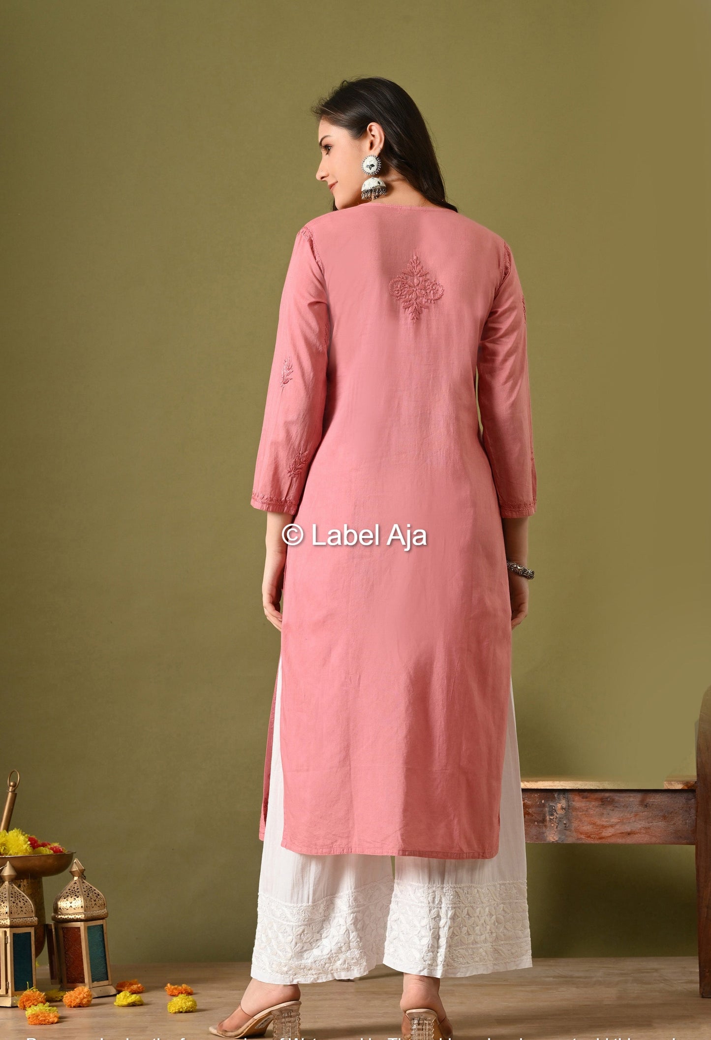 Vani mul Cotton chikankari long kurti