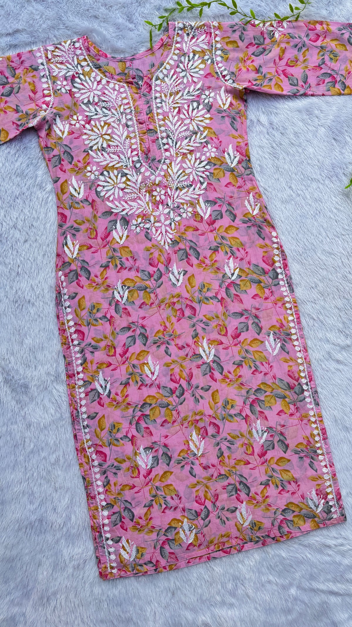 Nazneen Mulmul long chikankari kurti