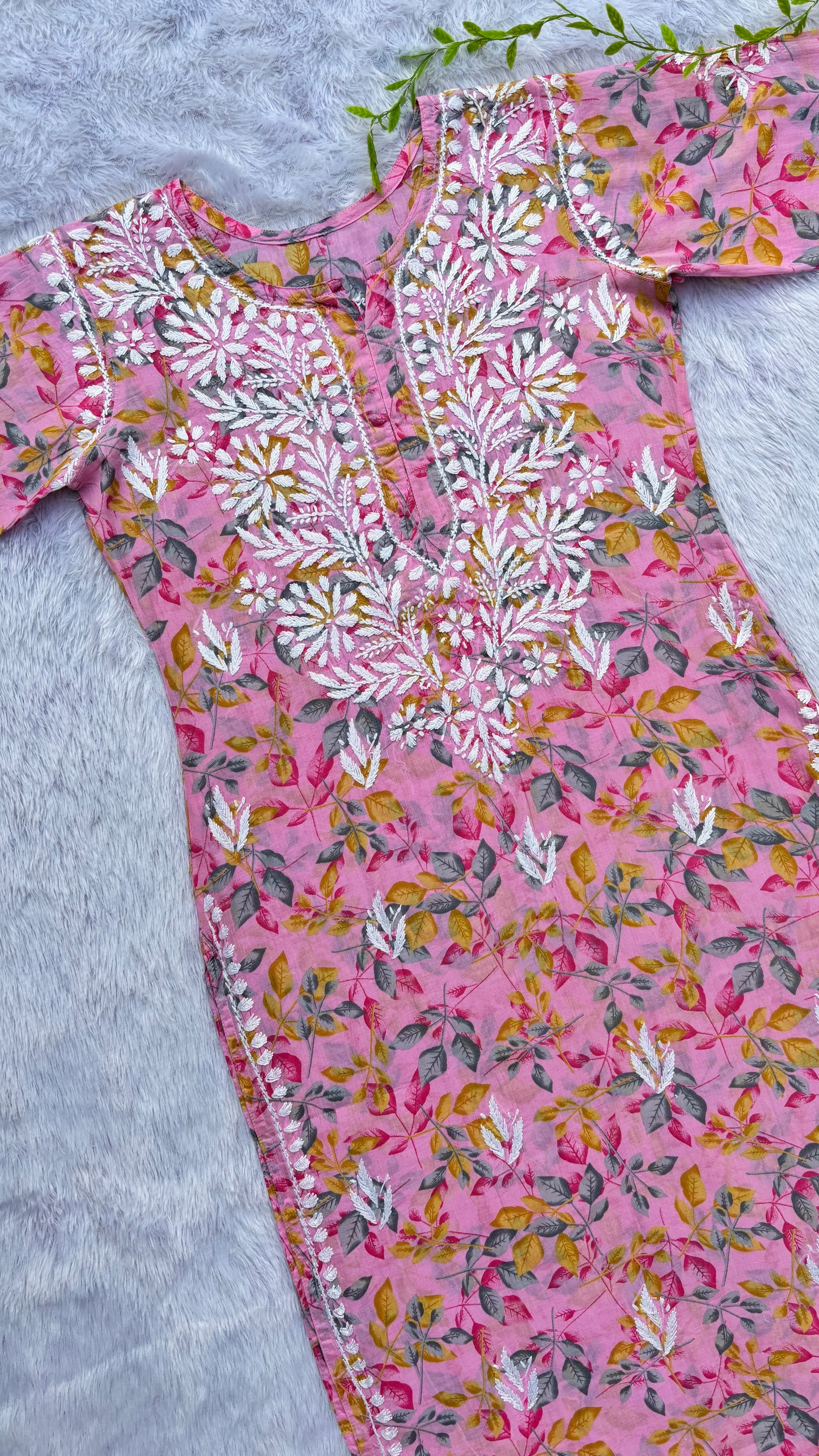 Nazneen Mulmul long chikankari kurti