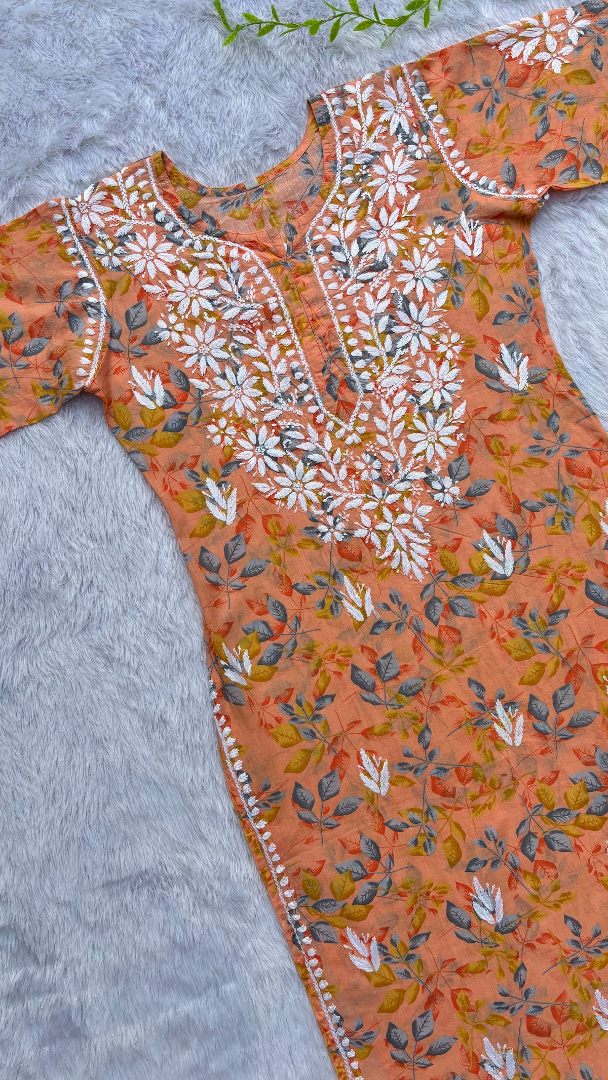 Nazneen Mulmul long chikankari kurti