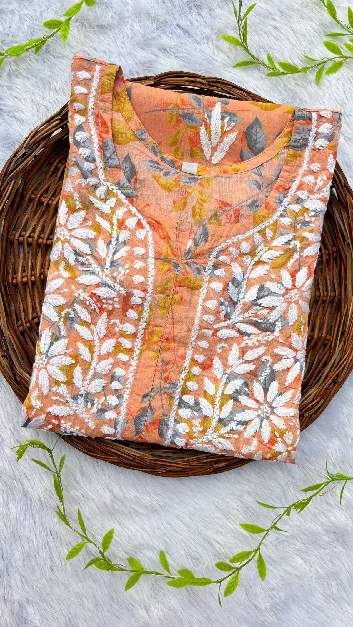 Nazneen Mulmul long chikankari kurti